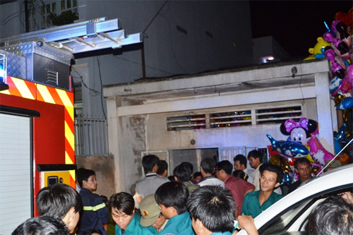 Nổ lớn, 1 người chết và 4 người bị thương 1 Nổ lớn, 1 người chết và 4 người bị thương 1