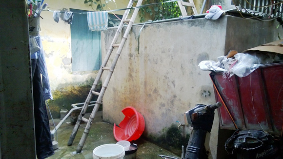 Hãi hùng đá viên, nước đóng chai 2 Hãi hùng đá viên, nước đóng chai 2