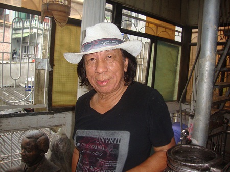 Một nhà điêu khắc độc đáo 1