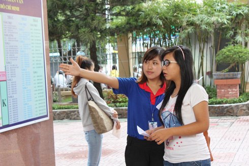 Hơn 800.000 sĩ tử làm hồ sơ thi đại học đợt 2 2 Hơn 800.000 sĩ tử làm hồ sơ thi đại học đợt 2 2