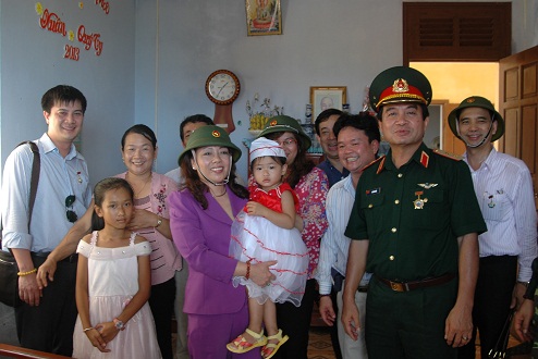 Bệnh viện giữa trùng khơi 1