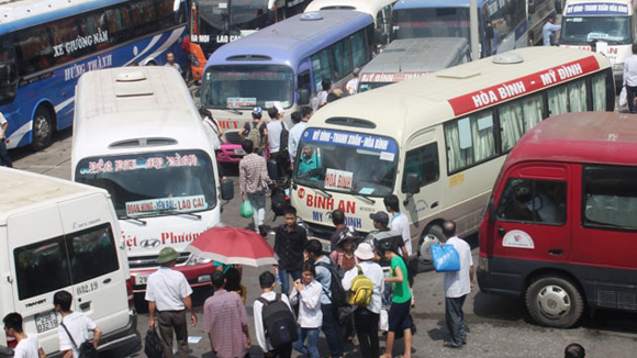 Điều chuyển hơn 200 xe ra khỏi bến Mỹ Đình 1
