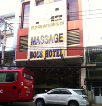Nhân viên massage khách sạn 3 sao bán dâm cho khách 1