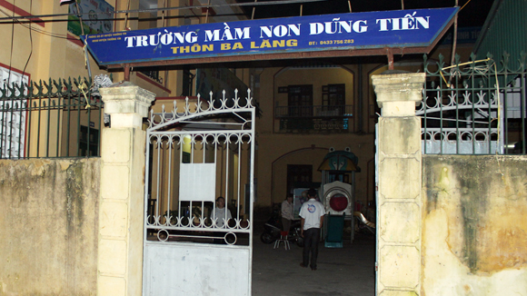 Sập vữa trần phòng học mầm non, 6 trẻ phải đi cấp cứu 1 Sập vữa trần phòng học mầm non, 6 trẻ phải đi cấp cứu 1