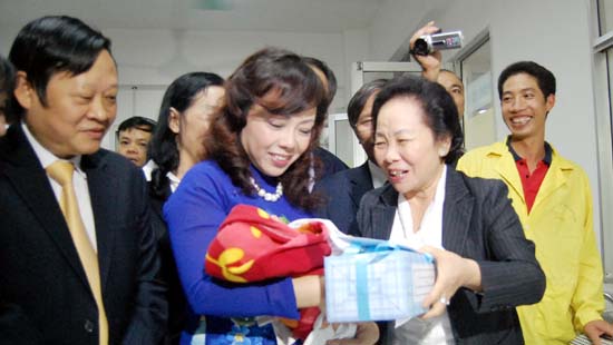 Chào đón công dân thứ 90 triệu 1 Chào đón công dân thứ 90 triệu 1