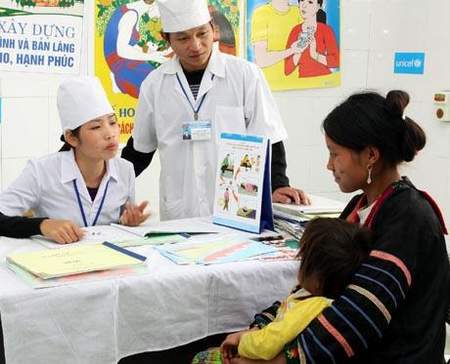 Thuốc nhỏ mắt, nhỏ mũi có thể gây ngộ độc 2