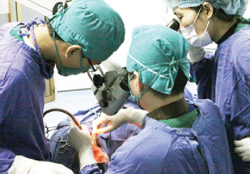 Tập trung nâng cao chất lượng khám chữa bệnh 1
