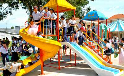 Trẻ em “khát” sân chơi 1