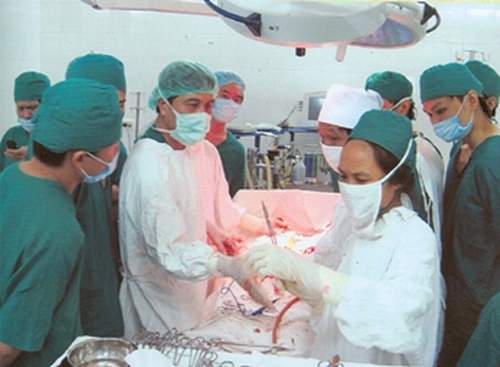 Giảm tải, nâng cao năng lực y tế 1