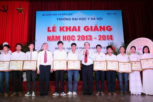 Lãnh đạo Đảng, Nhà nước tham dự Lễ khai giảng năm học mới 2