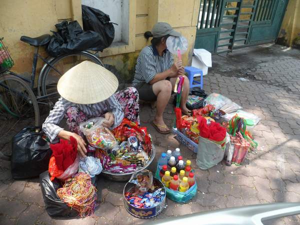 Hiểm họa "ba không" rình rập ngày tựu trường 2