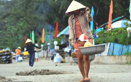 Nhọc nhằn làm mẹ đơn thân 2