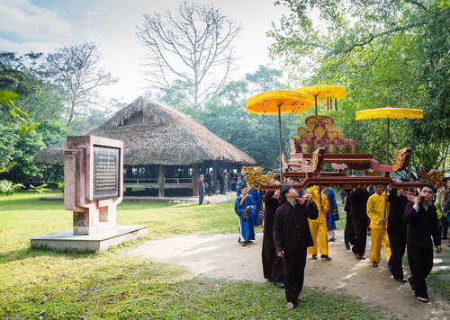 Đình Tân Trào (Tuyên Quang) nhiều năm qua là không gian tổ chức lễ hội cầu mùa của nhân dân địa phương.