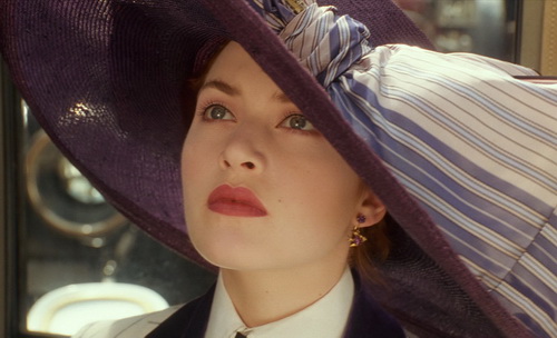 Kate Winslet, tiểu thư Rose kiều diễm, quý phái trong phim Titanic (1997).