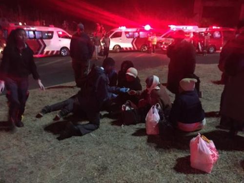 Hai đoàn tàu lửa đâm nhau, 326 hành khách bị thương