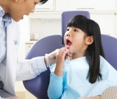 Xử trí chấn thương răng cửa như thế nào?- Ảnh 2.