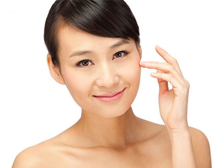 4 nguyên tắc không thể bỏ qua để làn da khỏe đẹp bền vững- Ảnh 4. Chăm da khô ngày hè