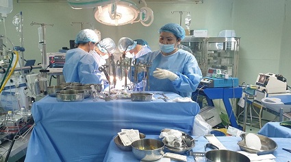 Phẫu thuật bắc cầu mạch vành không dùng máy tim phổi nhân tạo