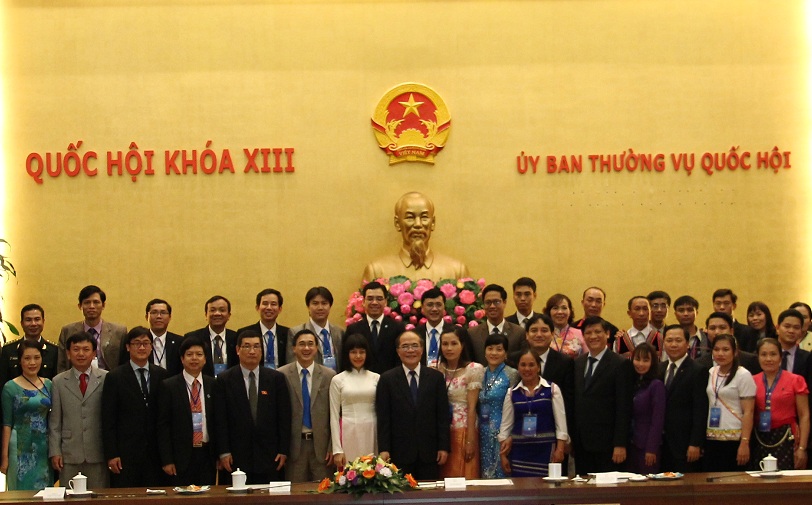 Chu-tich-QH-Nguyen-Sinh-Hung-gap-go-Hoi-Thay-Thuoc-Tre