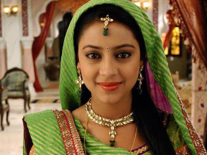 Co-dau-8-tuoi-Pratyusha-Banerjee