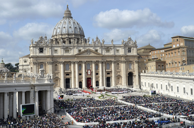 8-ky-quan-the-gioi-ve-kien-truc-7-Papal-Basilica-Vatican