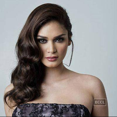 Hoa-hau-Hoan-vu-2015-Pia-Alonzo-Wurtzbach