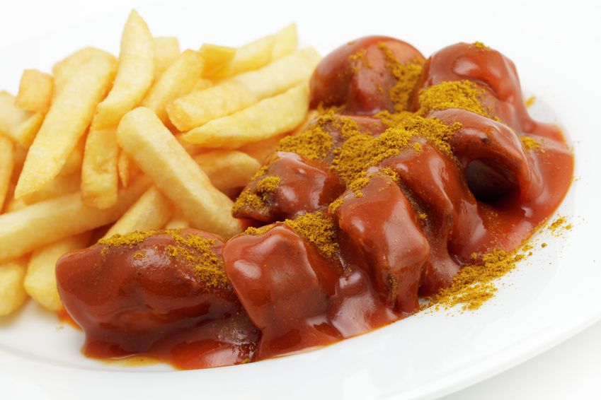 Mon-an-ua-thich-cua-ngoi-sao-Euro-Julian-Draxler-Currywurst-24