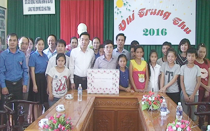 Bộ trưởng Bộ Y tế Đào Hồng Lan tiếp Quyền Giám đốc Chương trình Làng trẻ em SOS Quốc tế- Ảnh 6. Bộ trưởng Bộ Y tế Đào Hồng Lan tiếp Quyền Giám đốc Chương trình Làng trẻ em SOS Quốc tế- Ảnh 6.