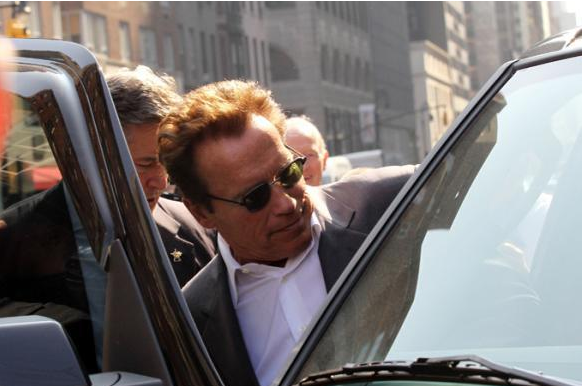 tai tu Hollywood Arnold Schwarzenegger