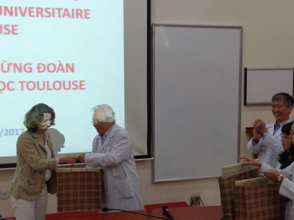Giao lưu tổng kết hội thảo khoa học Pháp Việt về tim bẩm sinh