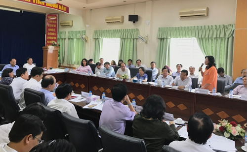 TS.BS Hoàng Thị Diễm Tuyết, Giám đốc bệnh viện Hùng Vương chia sẻ những thuận lợi, khó khăn trong việc thực hiện tự chủ tài chính