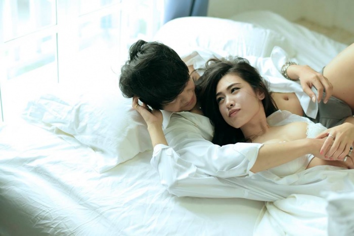 Bí quyết kích thích 5 giác quan của chàng để “yêu” say đắm