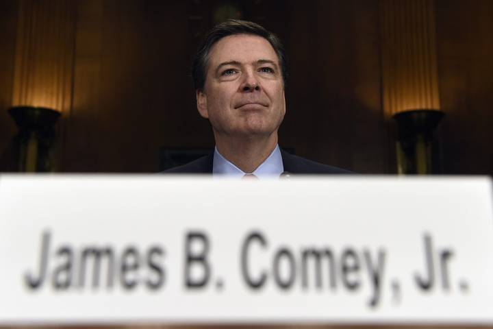 Giám đốc FBI James Comey