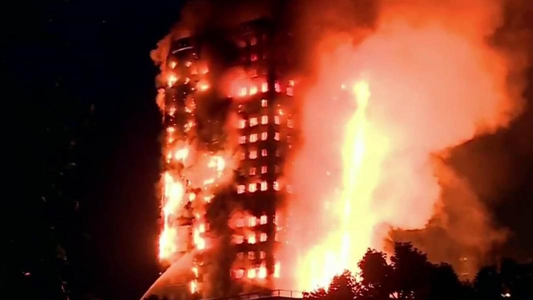Cháy tòa tháp Grenfell ở London 1