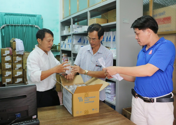 Kiểm tra cơ số thuốc cấp cứu, điều trị tại BVĐK Can Lộc