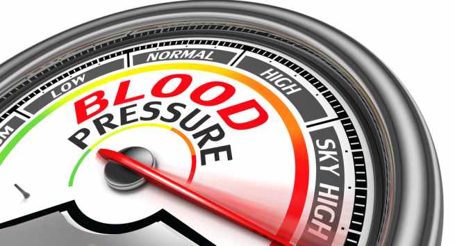 Huyết áp cao gây căng thẳng lên tim và khiến tim khó hoạt động hơn