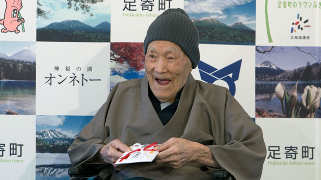 Cụ ông Masazo Nonaka 112 tuổi giành kỷ lục sống lâu nhất thế giới