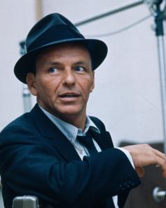 Giọng ca vàng Frank Sinatra qua đời năm 1988 vì ung thư bàng quang