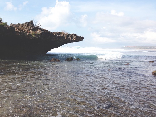 Sóng cao 1-2m trên biển Bali