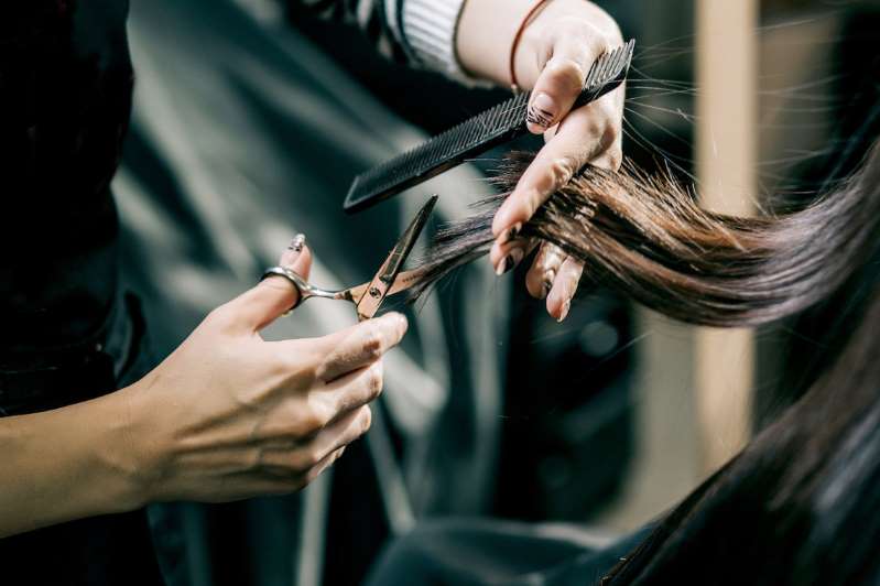 Mách bạn 10 cách làm sao để tóc mọc dày an toàn hiệu quả