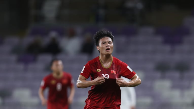 Quang Hải được bình chọn là Cầu thủ Xuất sắc nhất vòng bảng (Best Player of Group Stage) và Bàn thắng Đẹp nhất vòng bảng (Best Goal in the Group Stage)