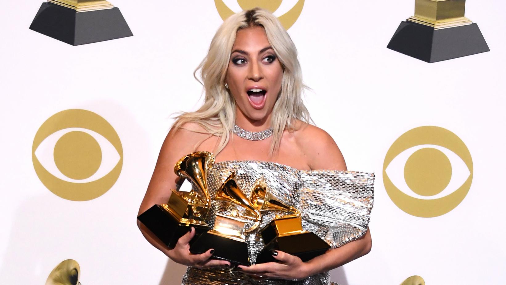 Lady Gaga nhận 2 giải Grammy
