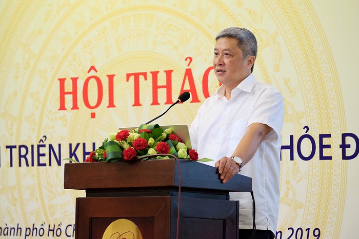 Thứ trưởng Bộ Y tế Nguyễn Trường Sơn phát biểu khai mạc hội thảo hồ sơ quản lý sức khoẻ điện tử
