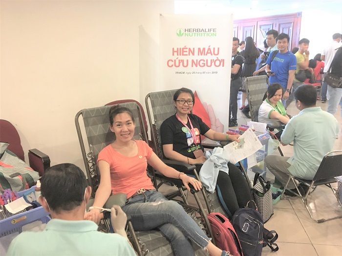 Thành viên và nhân viên Herbalife Việt Nam tham gia hiến máu cứu người tại TP.HCM