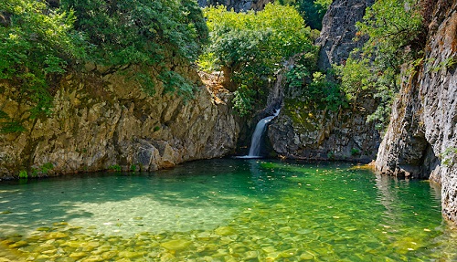 Hòn đảo có khung cảnh đẹp tựa cung trăng Samothraki đang đối mặt với nguy cơ xói mòn đất