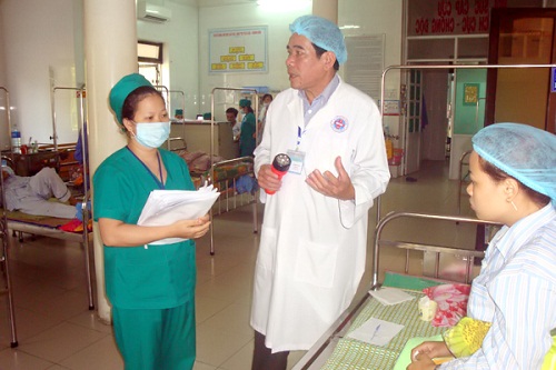 Bác sĩ cựu chiến binh Lê Đình Thao Bac si cuu chien binh Le Dinh Thao