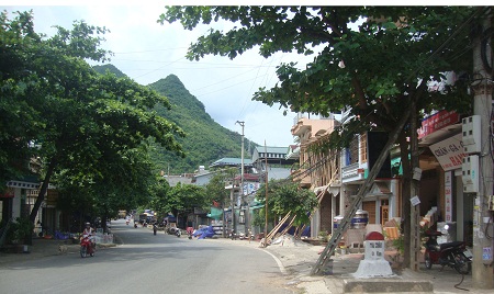 Góc phố huyện Mai Châu.