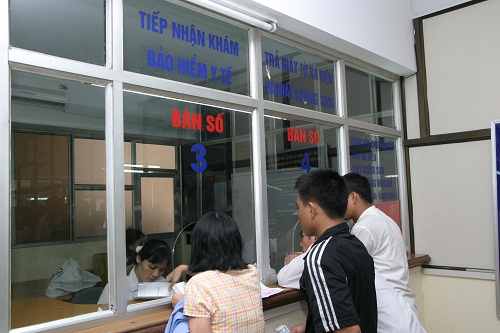 Từ năm 2017 việc cấp trùng thẻ BHYT sẽ được hạn chế tối thiểu
