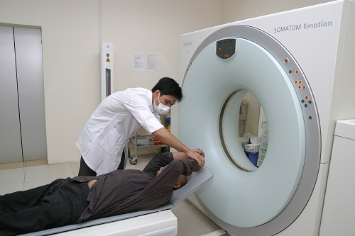 kỹ thuật cao trong KCB