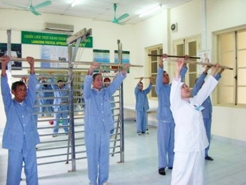 Bài tập cho người bệnh phổi tắc nghẽn mạn tính.